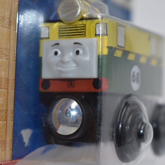 Philip 68 - Start Your Engines Thomas & Friends Wooden Railway Fisher Price New - Picture 7 of 11
